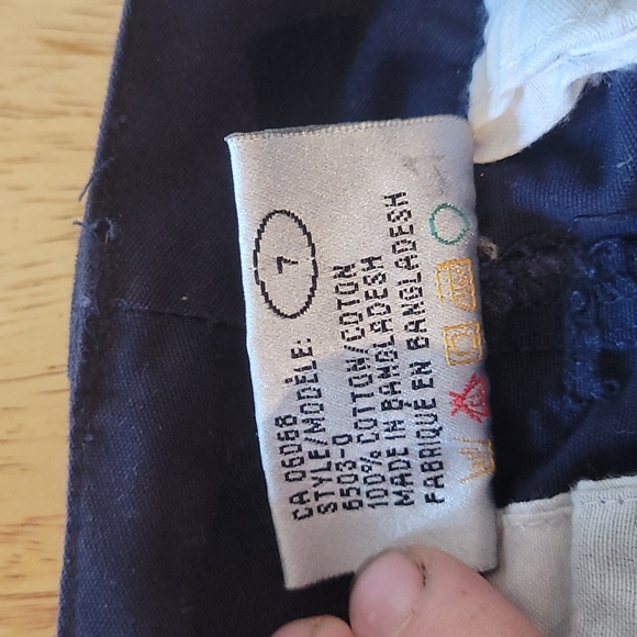 Navy shorts with pockets - Picture 5 of 8